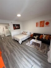 761 Euclid Ave in Miami Beach, FL - Building Photo - Building Photo