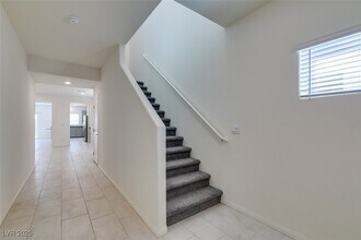 7714 Duran Hbr Ln in North Las Vegas, NV - Building Photo - Building Photo