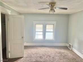 351 E Glenwood Ave in Akron, OH - Building Photo - Building Photo