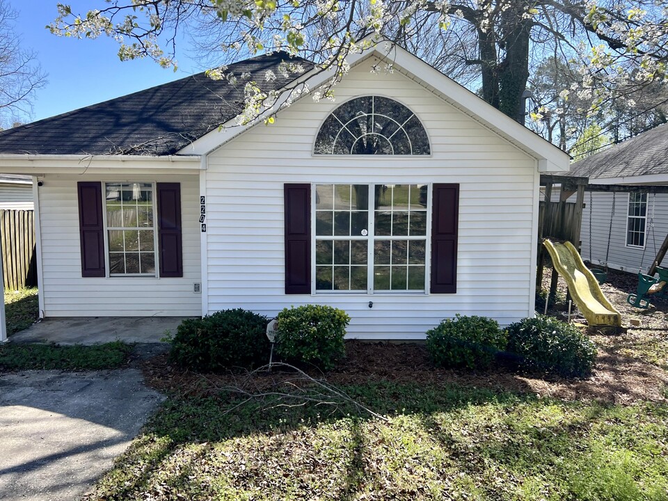 2204 Birnam Pl in Augusta, GA - Foto de edificio