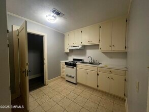 664 Old Country Club Rd W in Meridian, MS - Building Photo - Building Photo