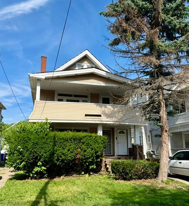 property at 3376 W 95th St