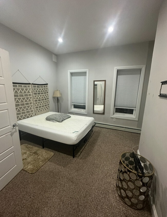 288 Hendrix St in Brooklyn, NY - Foto de edificio - Building Photo