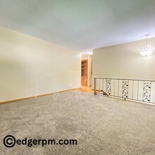 2624 W 3rd St in Cedar Falls, IA - Foto de edificio - Building Photo