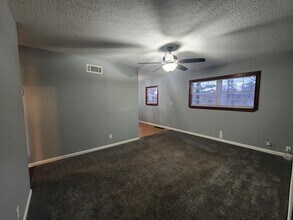 1122 E Alice St in Shawnee, OK - Building Photo - Building Photo