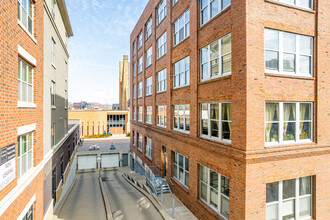 Ninth Street Lofts in St. Paul, MN - Building Photo - Building Photo