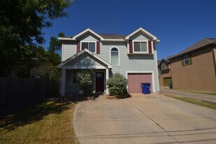 6912 Meador Ave in Austin, TX - Building Photo