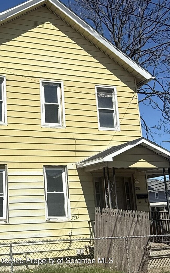 602 Prospect Ave in Scranton, PA - Building Photo - Building Photo