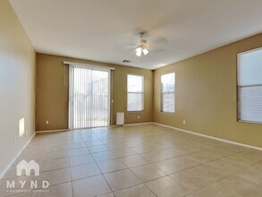 2204 W San Tan Hills Dr in Queen Creek, AZ - Building Photo - Building Photo