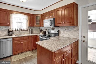 837 Hamilton St in Carlisle, PA - Building Photo - Building Photo