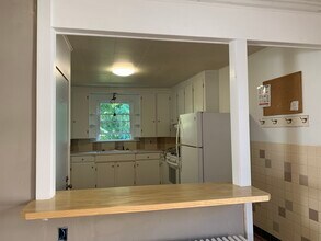 49 Prospect St, Unit Lower in Fredonia, NY - Foto de edificio - Building Photo