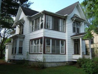 517 W Gray St in Elmira, NY - Building Photo