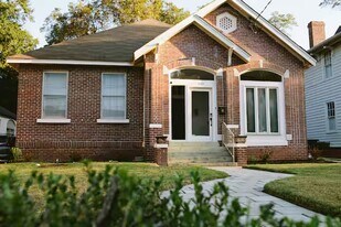 327 Felder Ave in Montgomery, AL - Building Photo