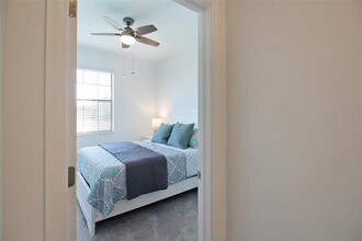 5236 Blue Crush St in Bradenton, FL - Building Photo - Building Photo
