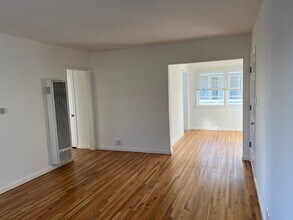 8750 Guthrie Ave, Unit 8750.5 in Los Angeles, CA - Foto de edificio - Building Photo