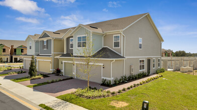 Ocoee Village - NEWLY Constructed Townhome... in Ocoee, FL - Foto de edificio - Building Photo