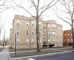 5853-5859 N Artesian Ave in Chicago, IL - Building Photo