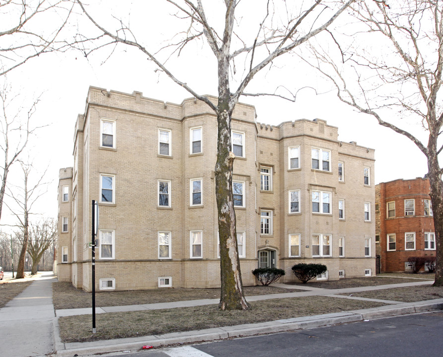 5853-5859 N Artesian Ave in Chicago, IL - Building Photo