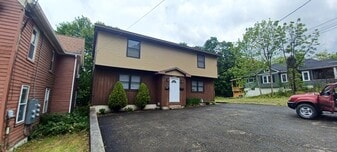 137 Pennsylvania Ave, Unit A