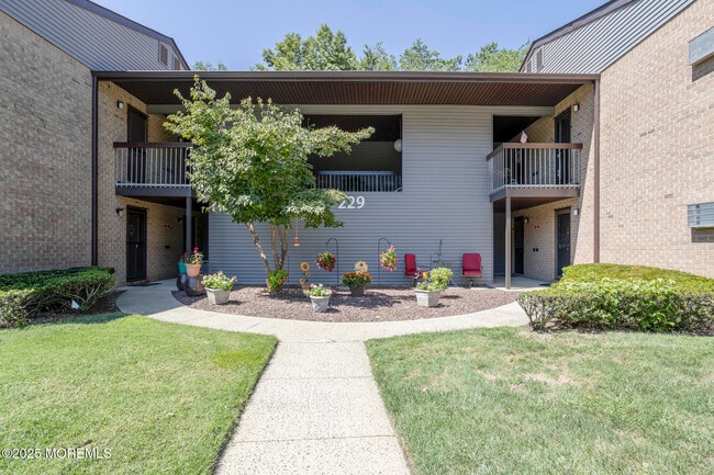 property at 229 Medford Ct