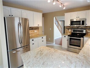 109 Ewing Ct in Englewood, OH - Building Photo - Building Photo