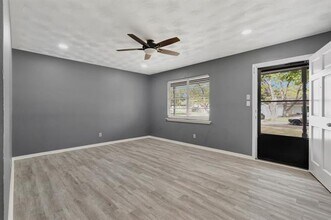 1704 Foster Dr in Arlington, TX - Building Photo - Building Photo