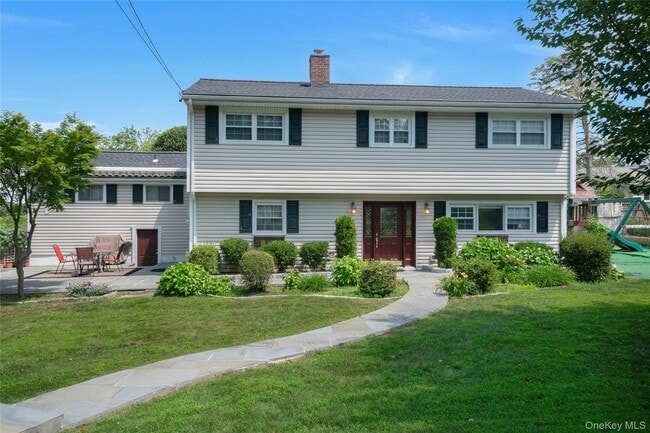 property at 170 Sky Top Dr