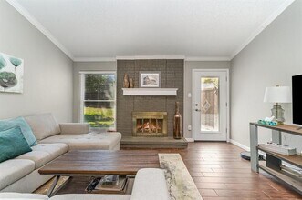 1734 Hemlock Ct in Lewisville, TX - Building Photo - Building Photo