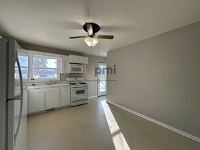 1075 N 100 E in Chesterton, IN - Building Photo - Building Photo