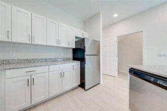 2122 Penny Ln in Kissimmee, FL - Building Photo - Building Photo