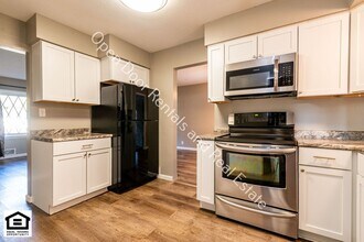 4814 Blum Dr in Fort Wayne, IN - Building Photo - Building Photo