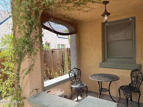 2310 E Helen St in Tucson, AZ - Building Photo - Building Photo