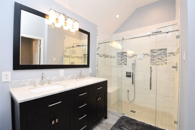 71 N Crossed Birch Pl