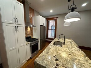 105 W Hubbard Ave in Columbus, OH - Building Photo - Building Photo