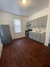 849 Castle Hill Ave in Bronx, NY - Building Photo - Building Photo