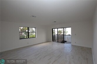 8799 NW 35th St in Coral Springs, FL - Building Photo - Building Photo