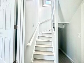 47 Park St-Unit -#2 in West Haven, CT - Building Photo - Building Photo