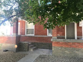 3401 N Williams St Apartamentos