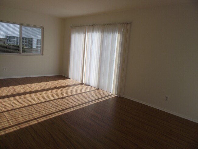 1124 17th St, Unit 1124 in Hermosa Beach, CA - Building Photo - Building Photo