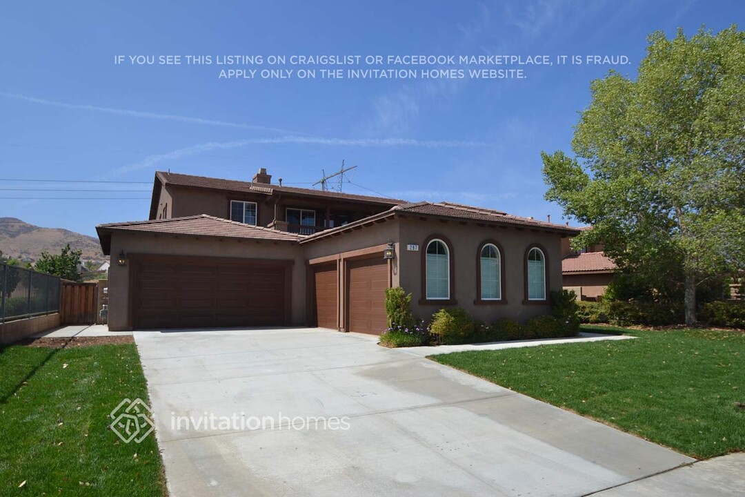 297 Caldera St in Perris, CA - Building Photo