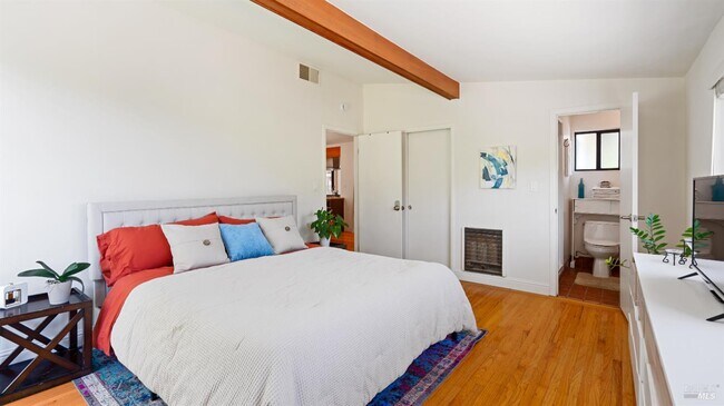 6131 Batesole Dr in Santa Rosa, CA - Building Photo - Building Photo