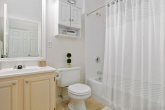 Greenwich Place in West Warwick, RI - Building Photo - Building Photo