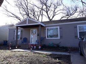 1120 S Walnut St in Stillwater, OK - Building Photo