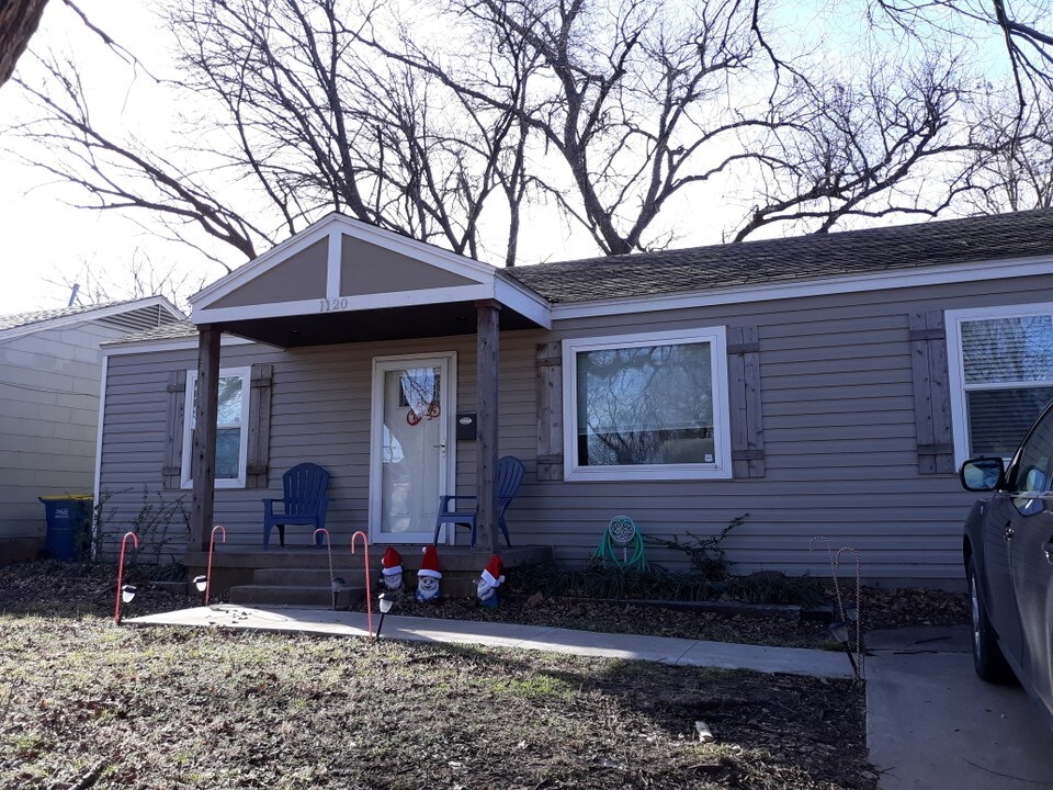 1120 S Walnut St in Stillwater, OK - Building Photo