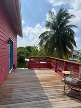 156 Pelican Ln in Big Pine Key, FL - Building Photo - Building Photo