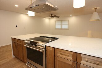 513 Concord Ln in Carmel, IN - Building Photo - Building Photo