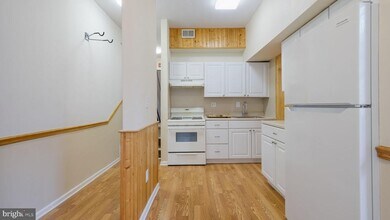 2120 South St in Philadelphia, PA - Building Photo - Building Photo