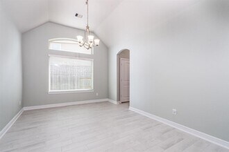 204 Upland Dr in Prairie View, TX - Building Photo - Building Photo