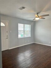 403 Perry Ave in Waxahachie, TX - Building Photo - Building Photo