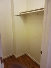 102 11th Ave W, Unit 1st floor in Newark, NJ - Building Photo - Building Photo